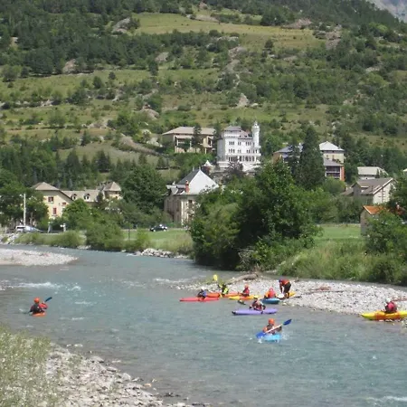 Lou Filadour Rez De Chaussee 5 Personnes Apartment Jausiers